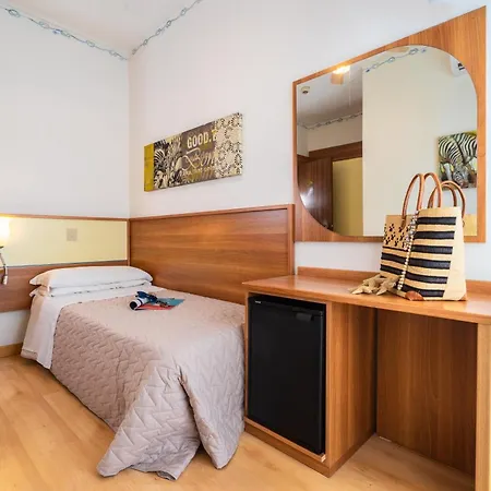 Granada 3*