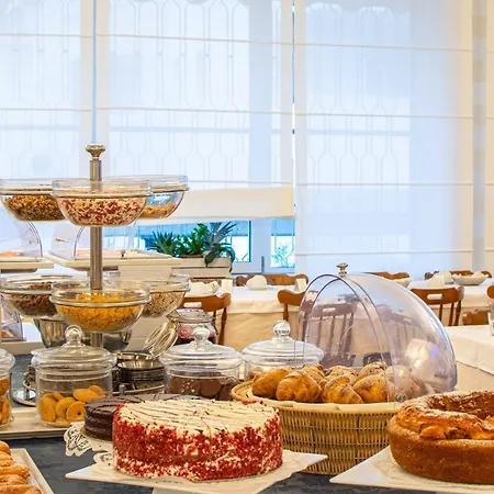 Hotel Granada 3*